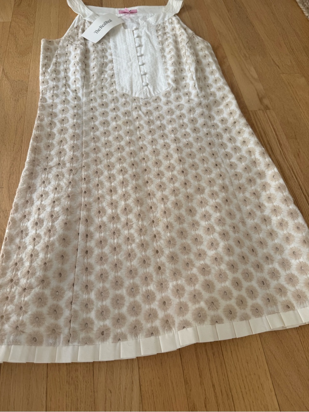 Like New: Lilly Pulitzer Floral Embroidered Jacqueline A-Line Shift Dress, sz. 6 - Picture 4 of 8